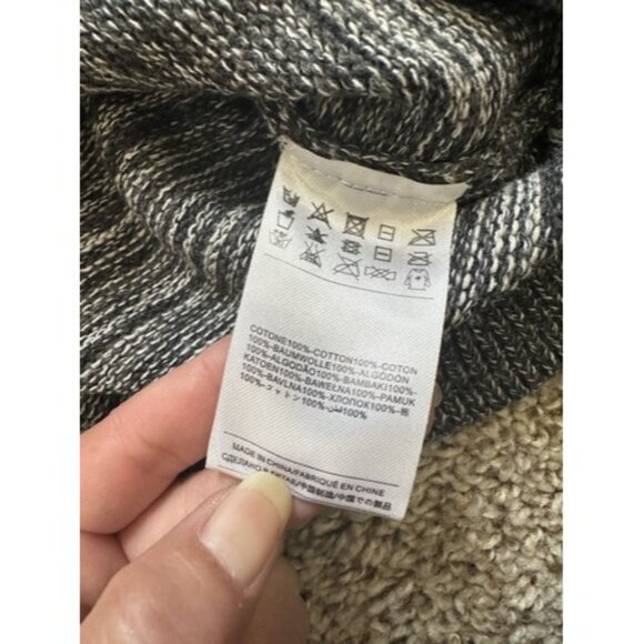 S H Collection Womens Size Medium Gray Sweater Pull Over Crew Neck Cotton - Picture 7 of 8